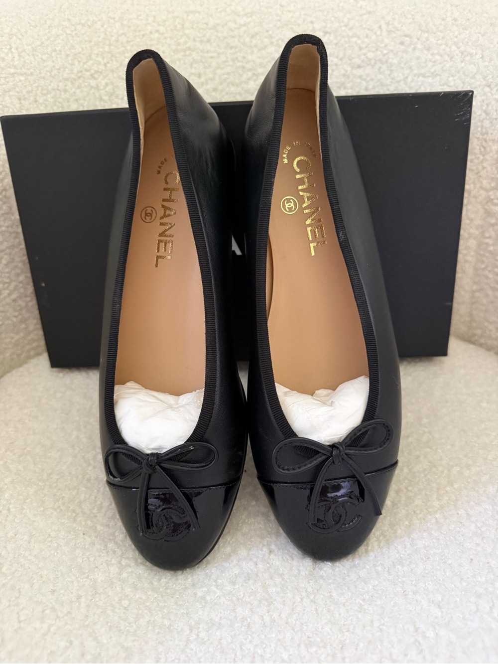 CHANEL Black Leather Ballet Flats - Picture 5 of 8